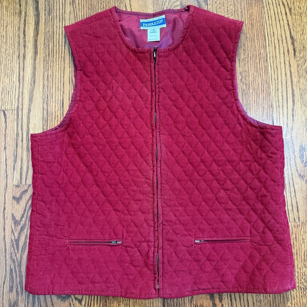 Pendleton Dark Red Quilted Full Zip Vest Size 6